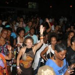 08. Crowd